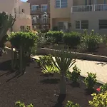 Apartamento דירה *